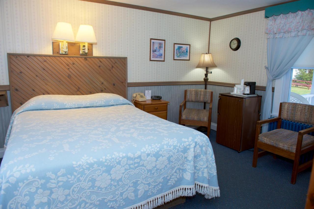 Myer Country Motel Milford Kültér fotó